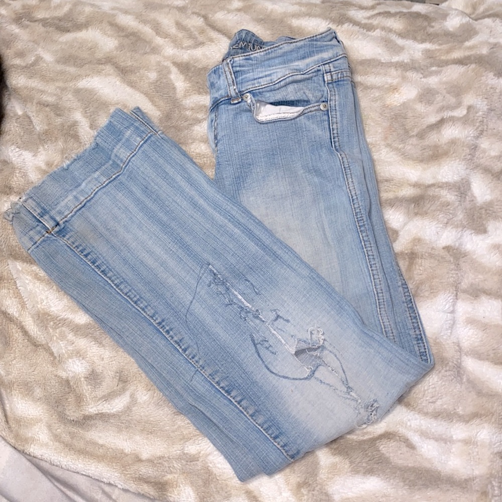 Refuge Premium Distressed Stretchy Light Wash Straight Flare Jeans Size 5